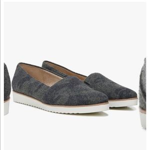 Life Stride Velocity 2.0 Bloom slip-ons. BRAND NEW, in box.